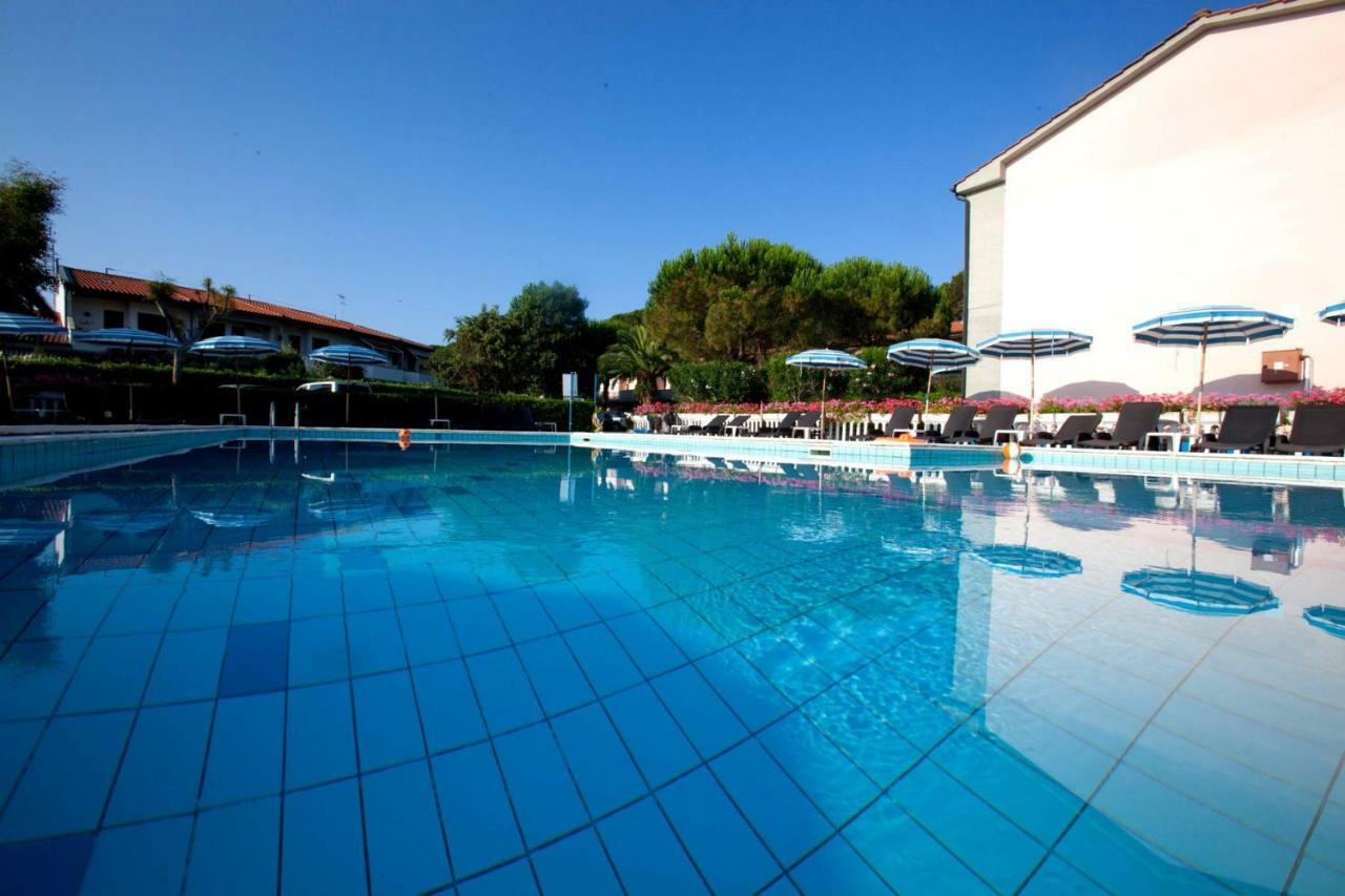 Oleandri Suite Hotel Вада Екстер'єр фото