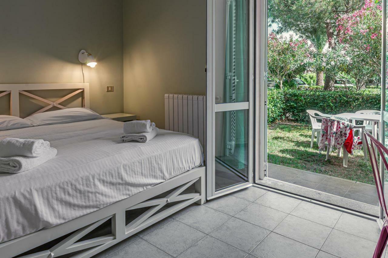 Oleandri Suite Hotel Вада Екстер'єр фото